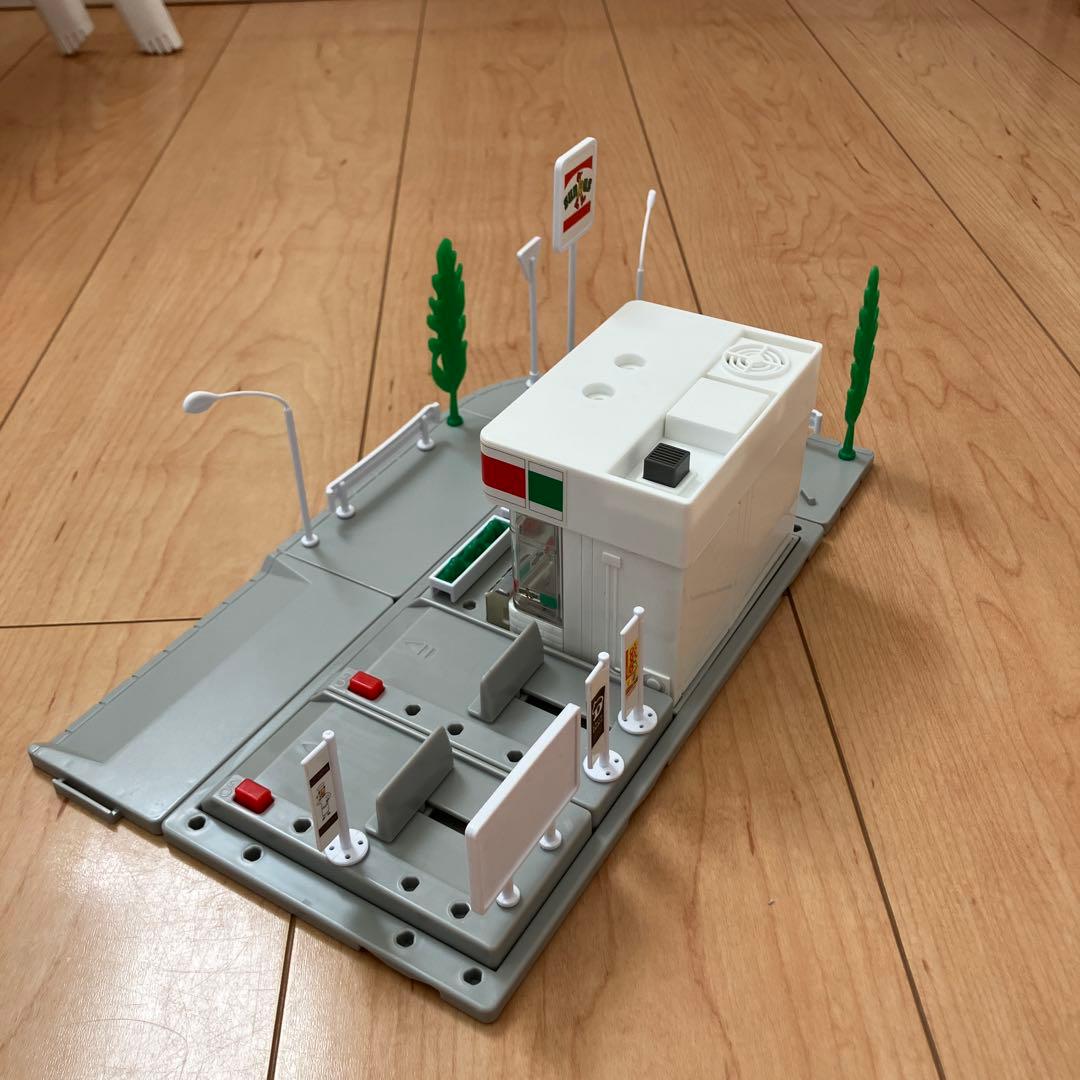 トミカタウン サンクス コンビニ