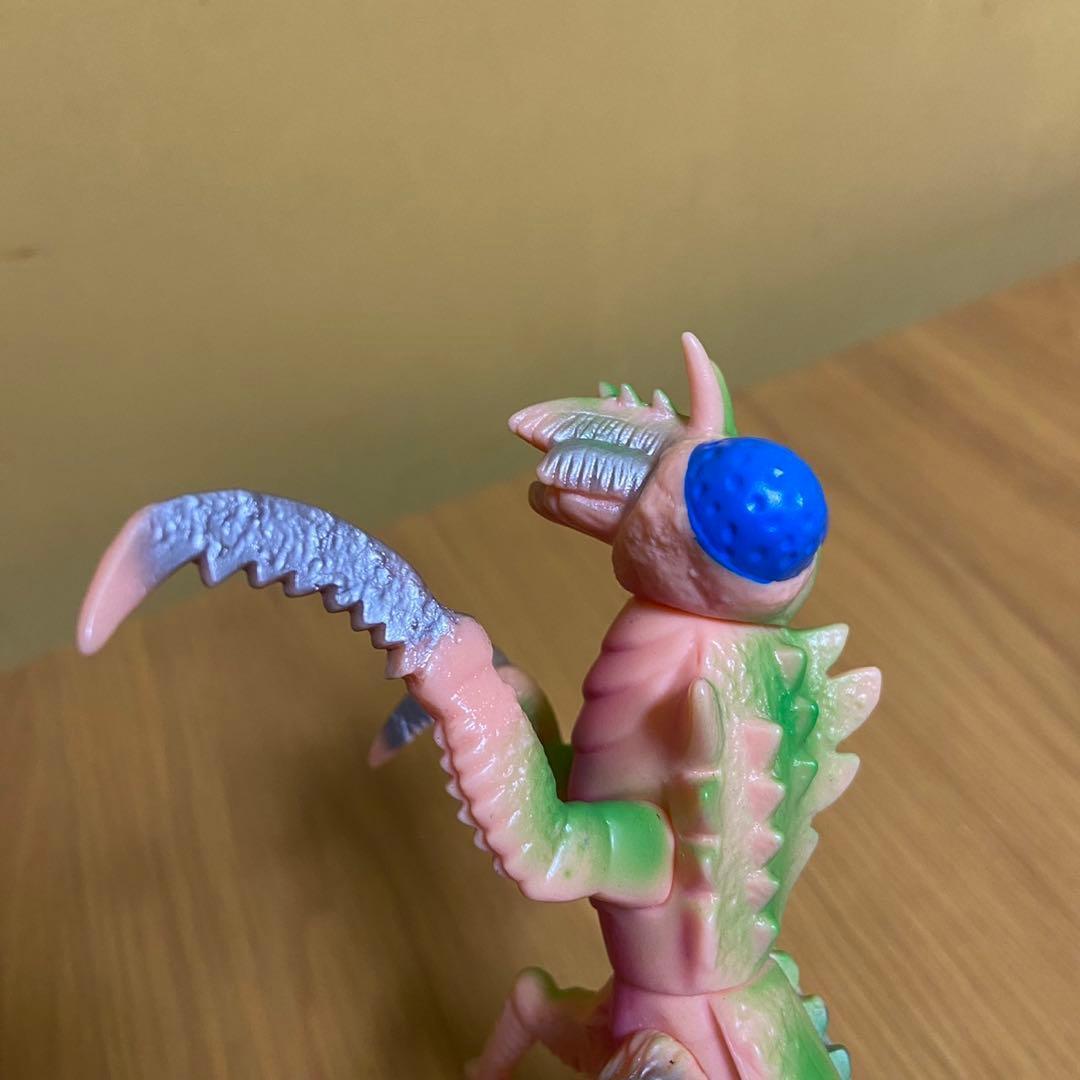 マーミット スーフェス限定 ミニカマキラス ソフビ 5433