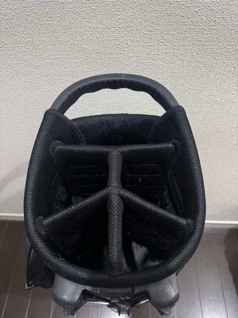 NEWERA スタンド式キャディバッグ ブラック・カモフラージュ