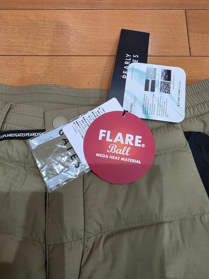 値引きです。パーリーゲイツ　ダウンパンツ ベージュ　新品未使用品