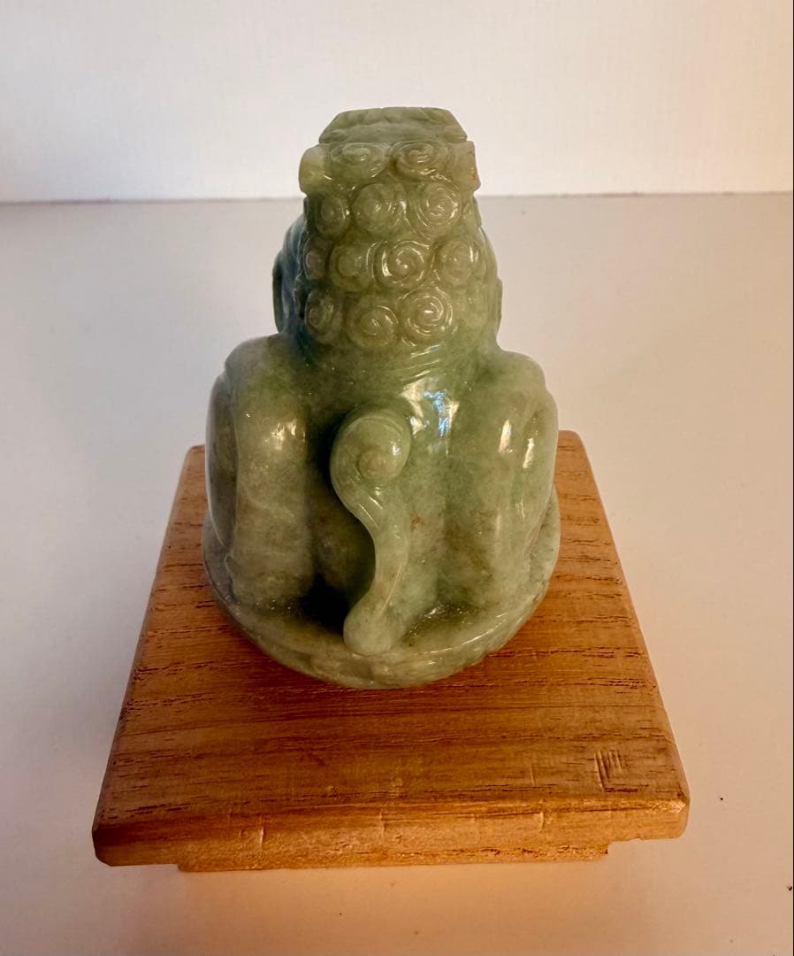 アンティーク ヴィンテージ 木箱 翡翠 獅子 こまいぬ レトロ ひすい cc