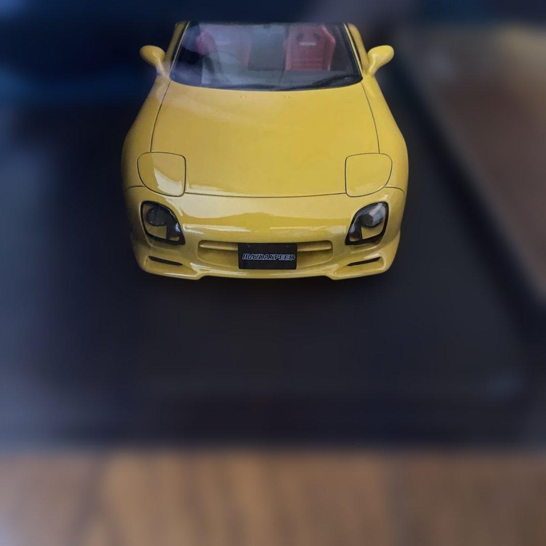 イグニッションモデル 1/18 マツダRX-7 FD35
