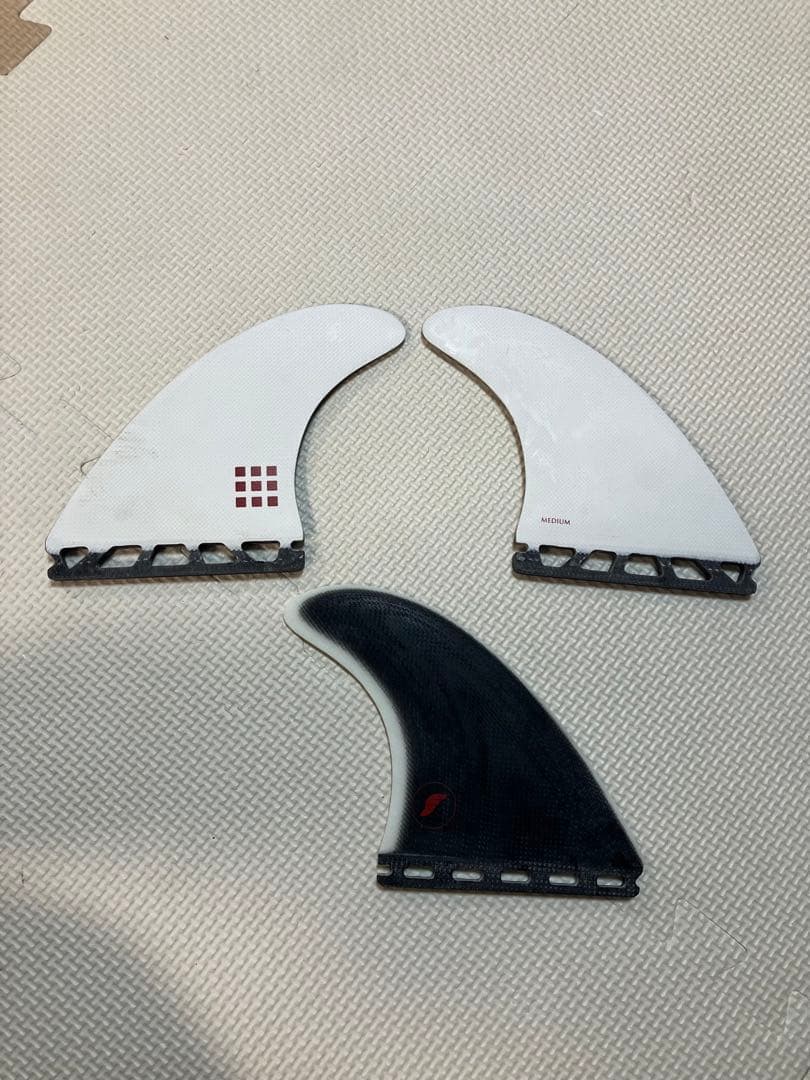 パイゼル　PYZEL フューチャー　フィン　futures Mサイズ