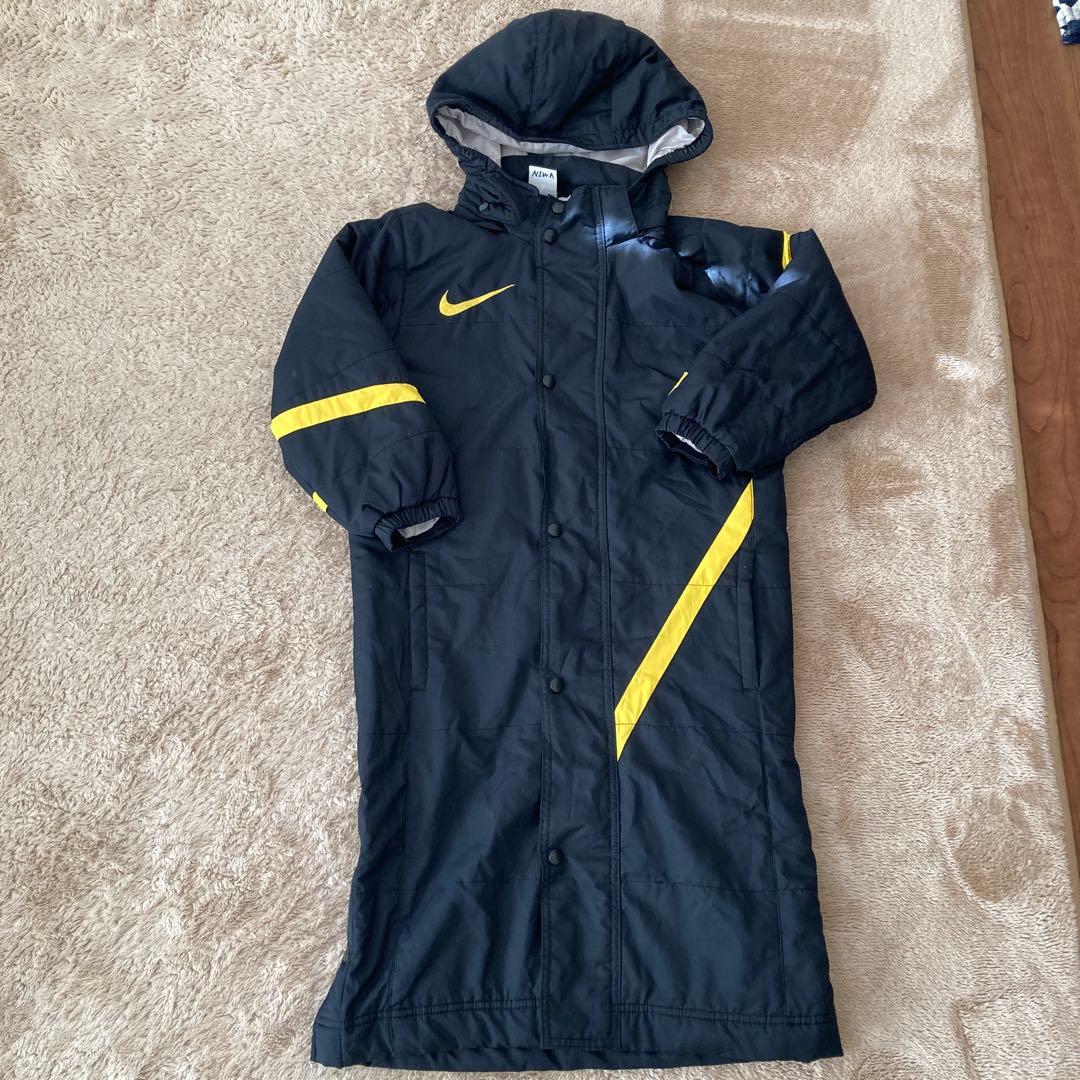 NIKEベンチコート
