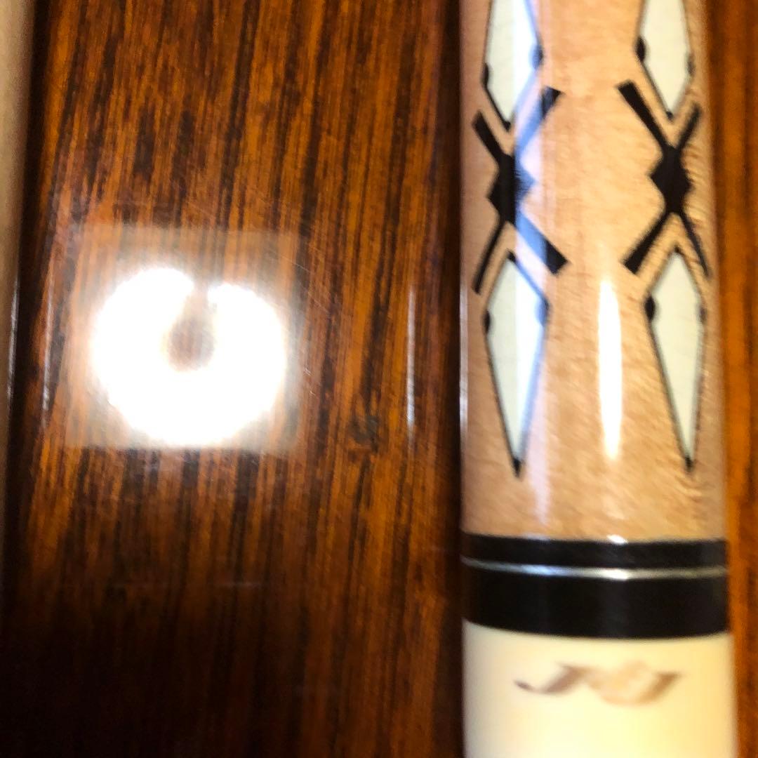 ビリヤードキュー　２本セット　ケース　バック付き　美品