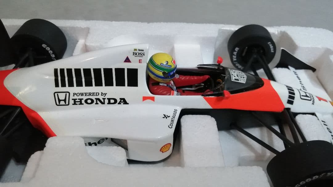 MINICHAMPS アイルトンセナ マクラーレン ホンダMP4/5 1989