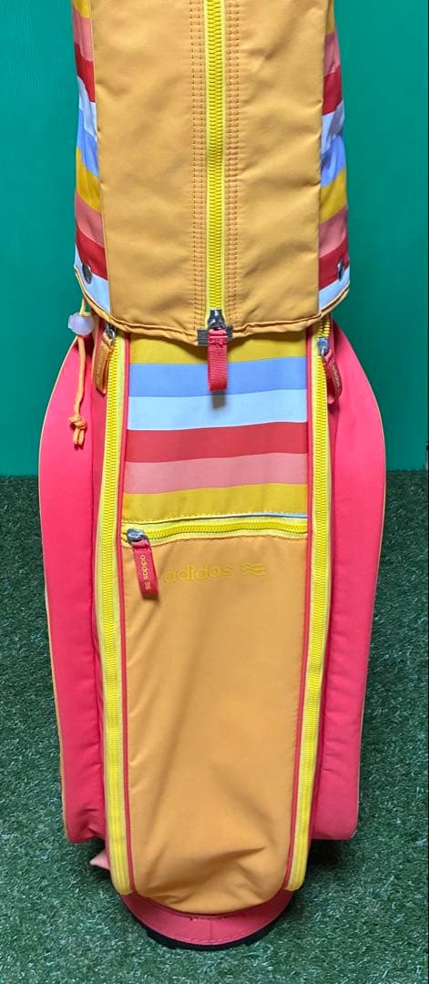 レディース　adidas 軽量キャディバッグ