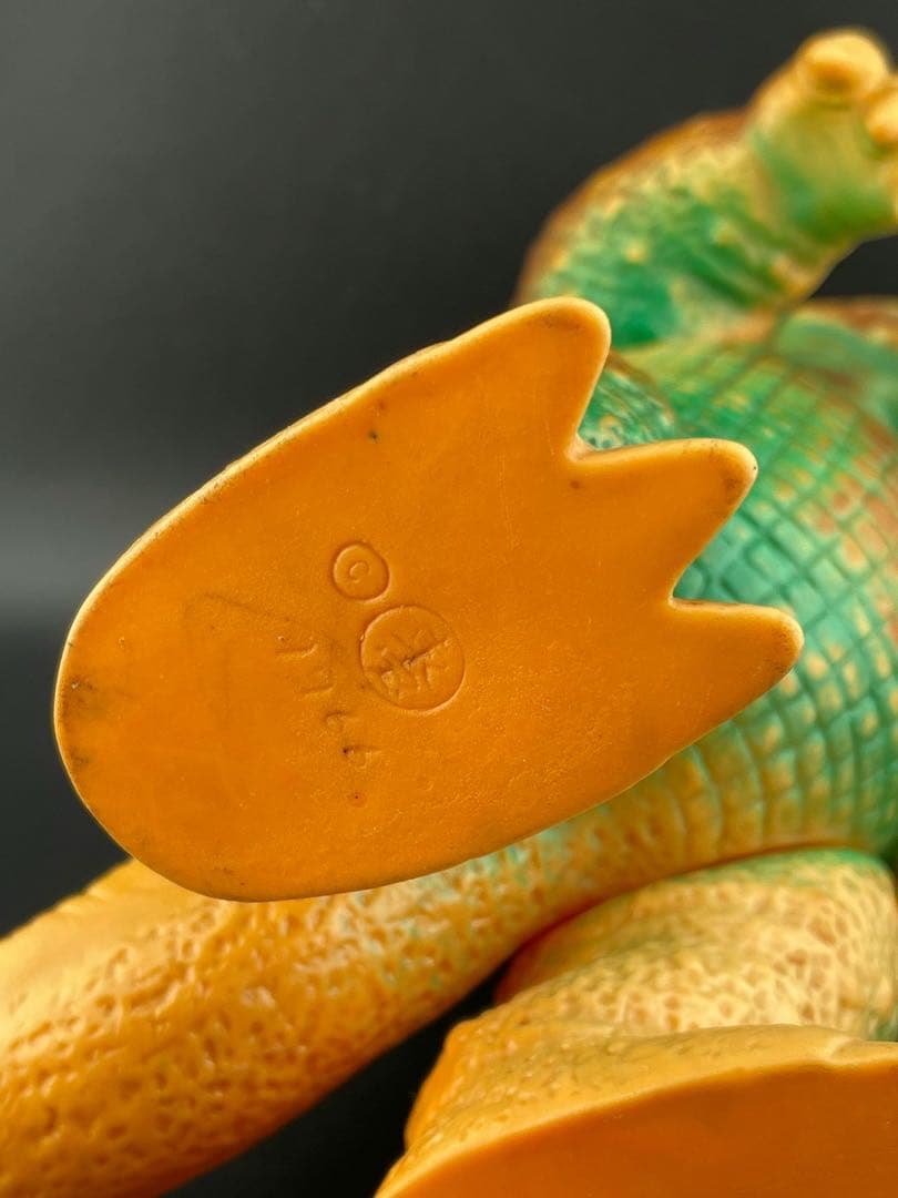 【中古品】バラゴン　マルサン　東宝　1966 当時物　ウルトラマン　フィギュア