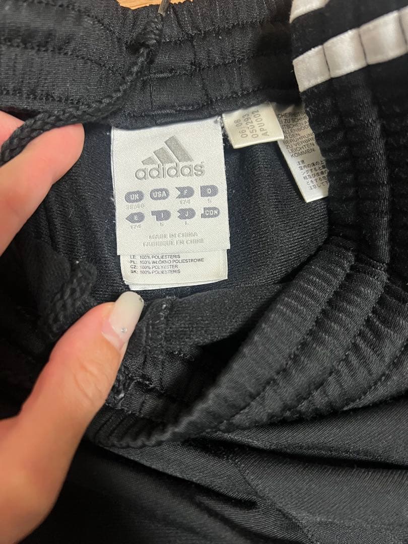 adidas レアル・マドリード トラックスーツ ブラック　Lサイズ　セール中‼️