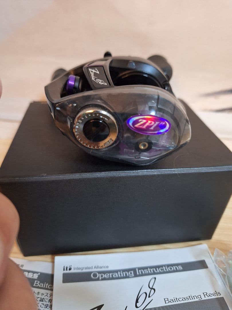 メガバス Zonda 68R ベイトリール