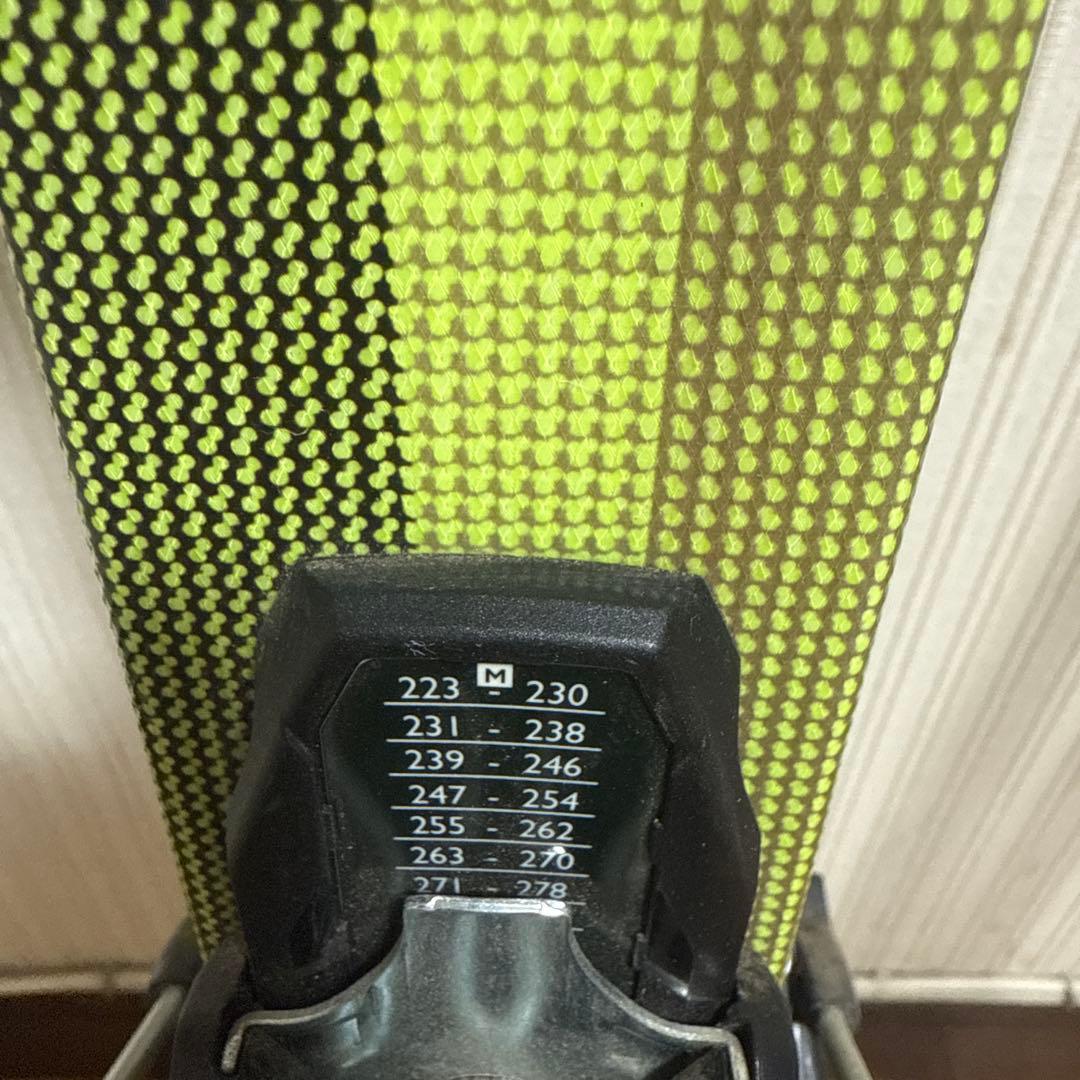 ラッキー⭐︎　HEAD TEAM スキー板とストックセット　子供用