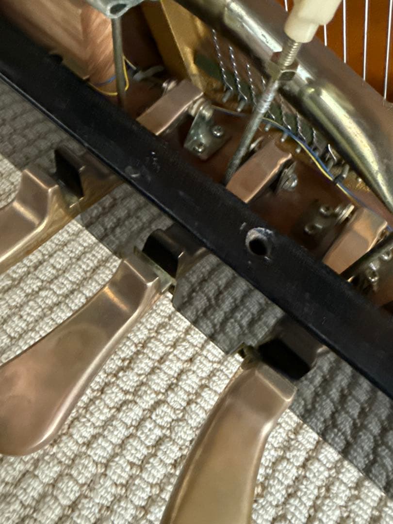 ヤマハ　アップライトピアノU1 サイレント　消音機能付き