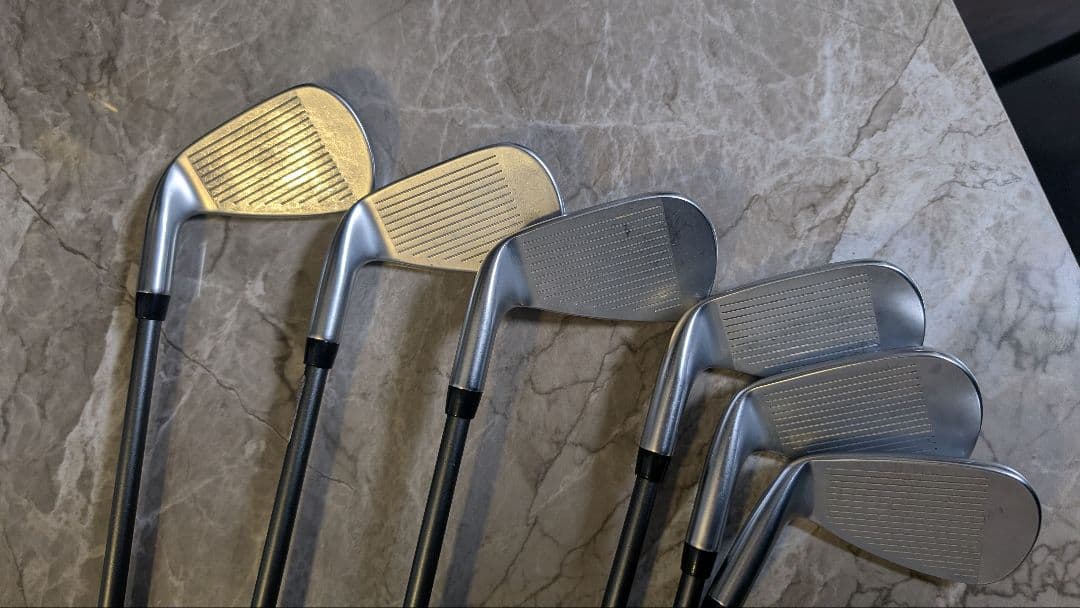 ゼクシオX（2024年）アイアンセット 6本 純正カーボン Sシャフト