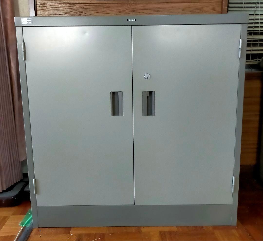 コクヨ 保管キャビネット グレー サイズ H880 W880 D380 中古品
