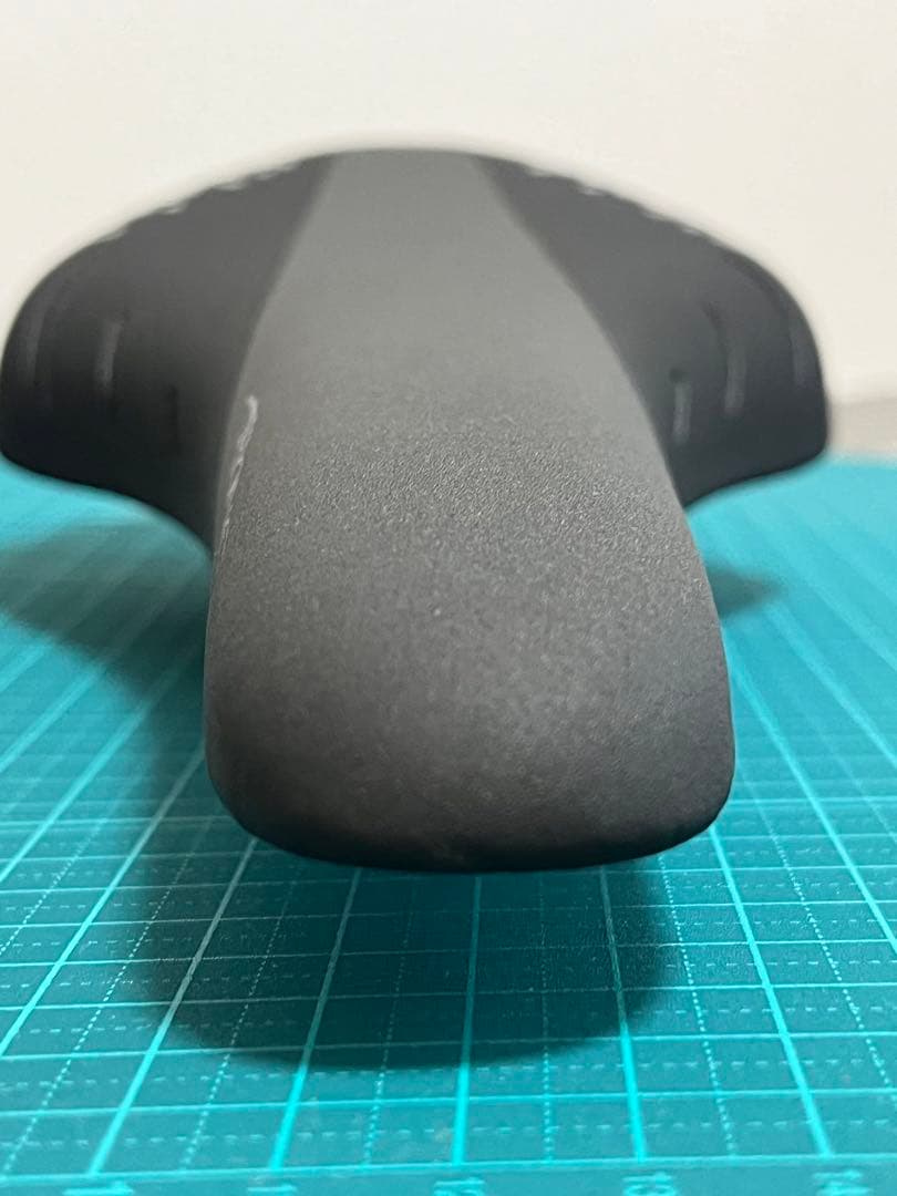 フィジーク　アリオネR3サドル ブラック【美品】