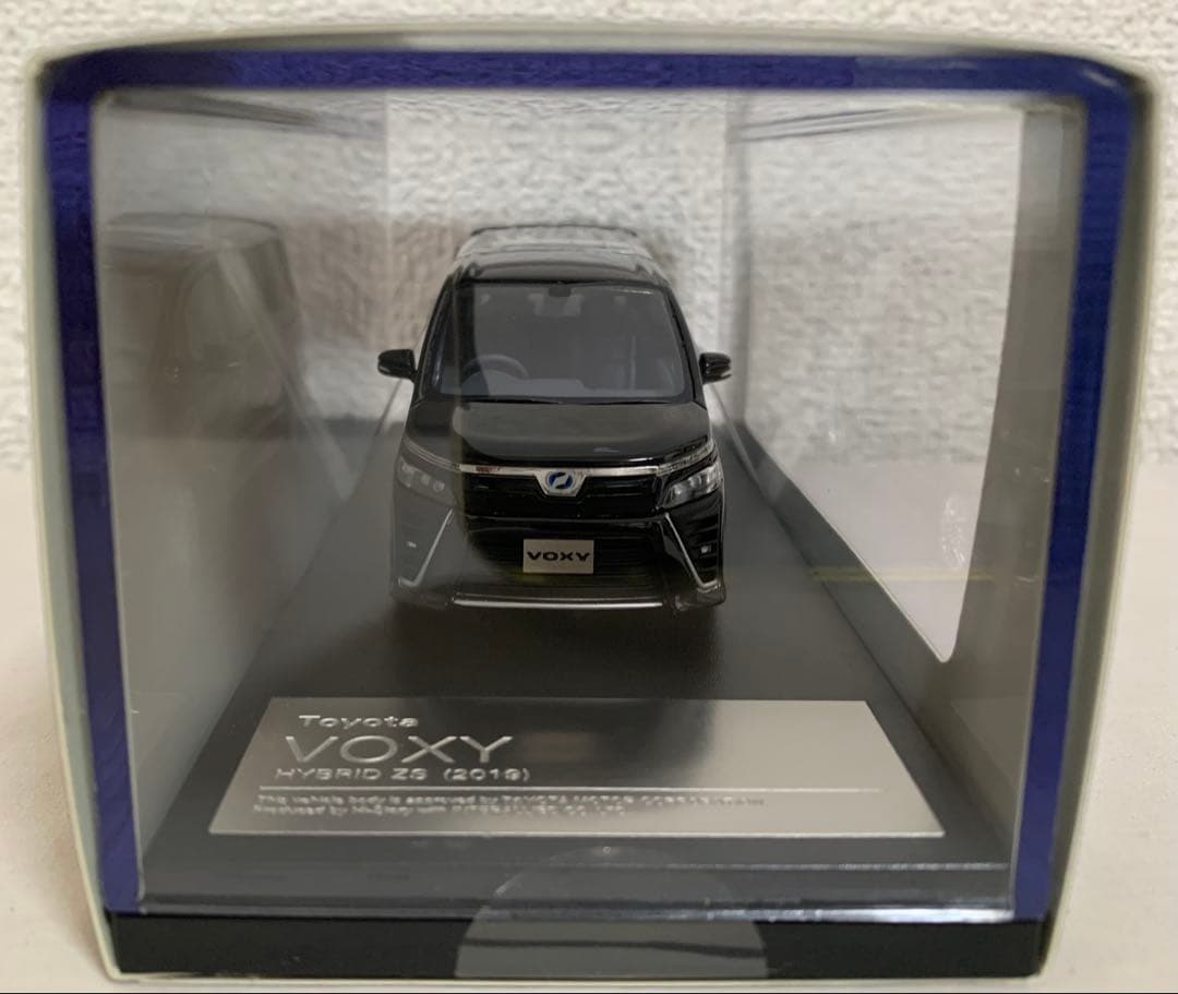 1/43 トヨタ VOXY ヴォクシー ハイブリッドZS ブラック
