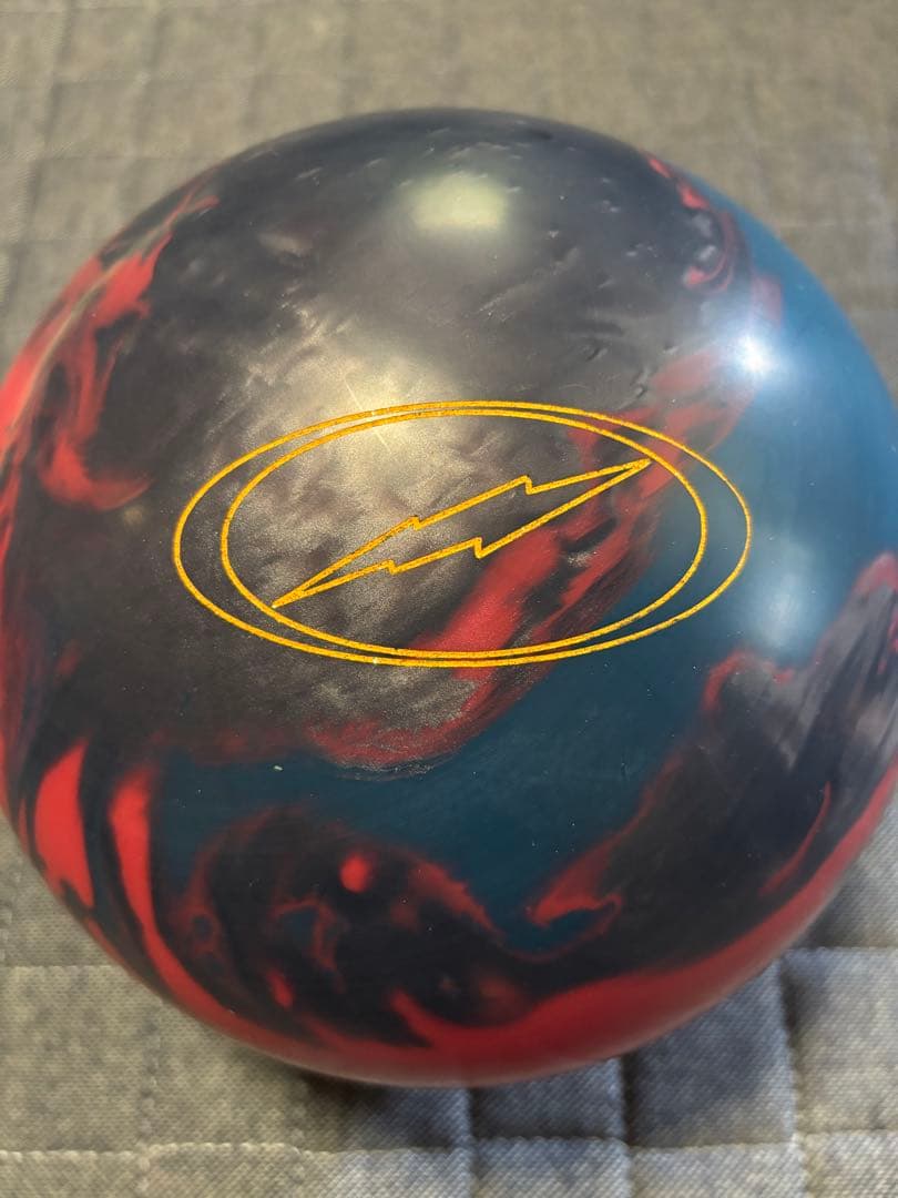 STORM フィジックスM 15ポンド プラグ済み ボウリングボール