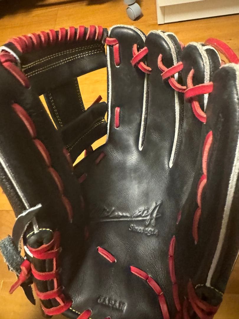 Wilson 軟式グローブ ブラック/レッド　87型