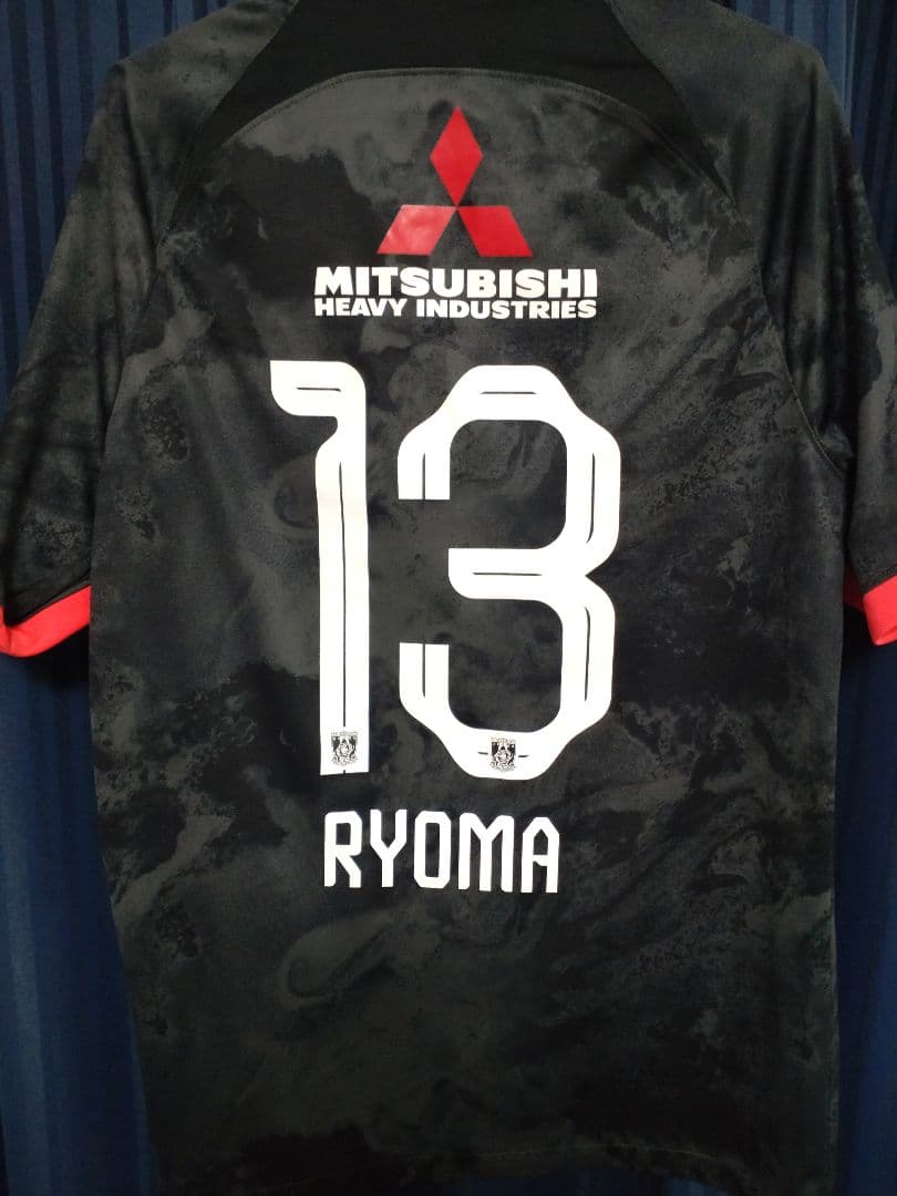 浦和レッズ　2024年　渡邊凌磨　ユニフォーム