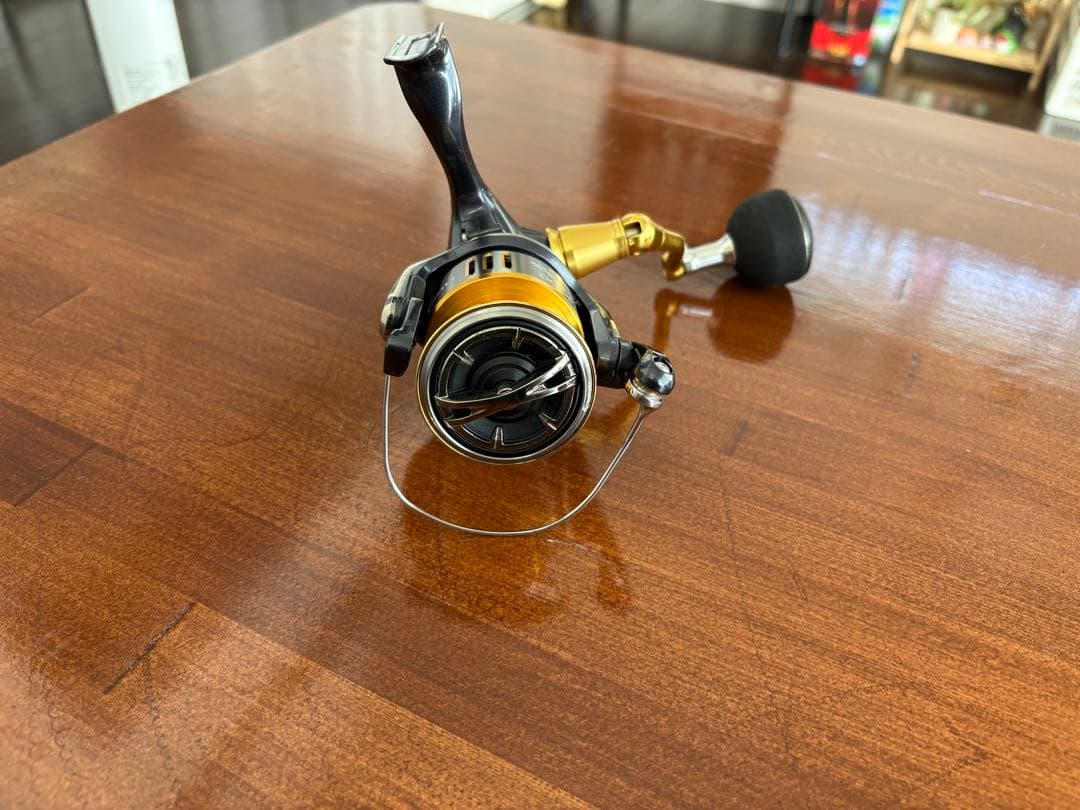 中古 SHIMANO シマノ 15 ツインパワーSW 4000XG 03315