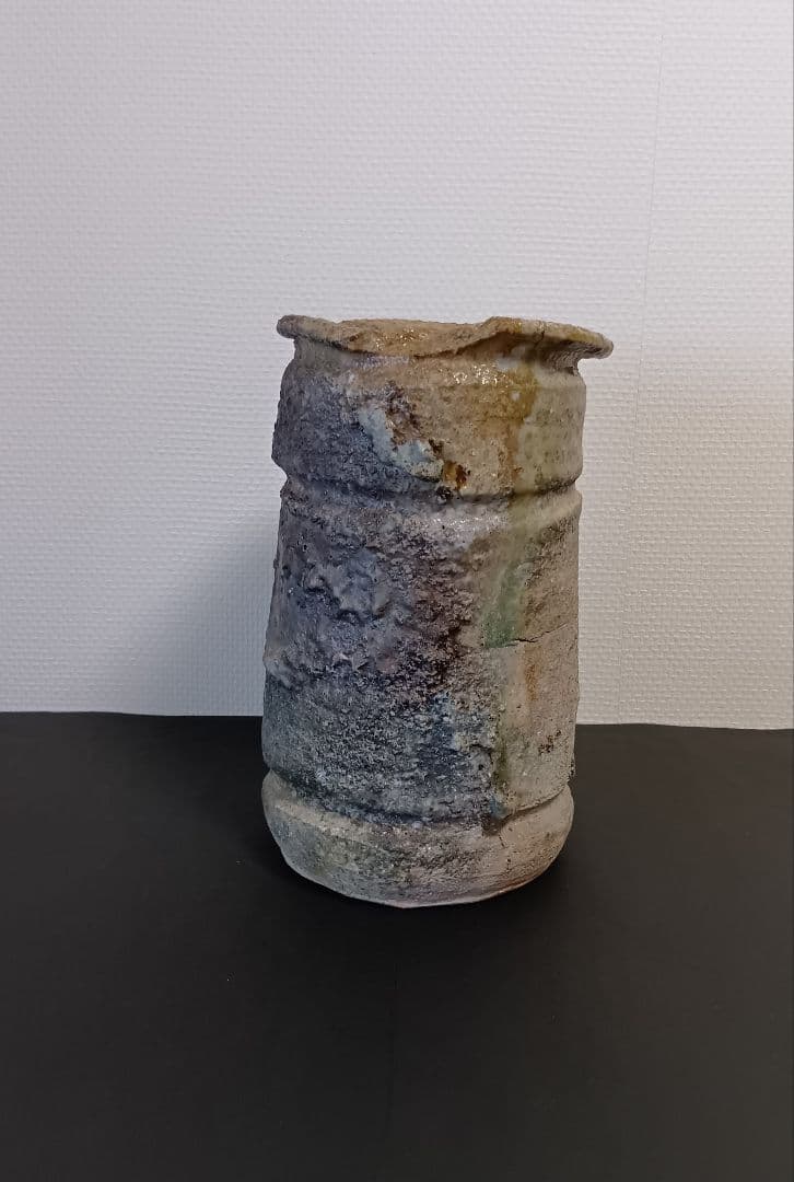 【茶道具】花入れ 信楽焼 杉本貞光 作