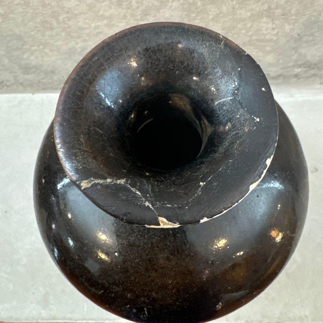 壺屋焼.19世紀.黒釉髪油壺