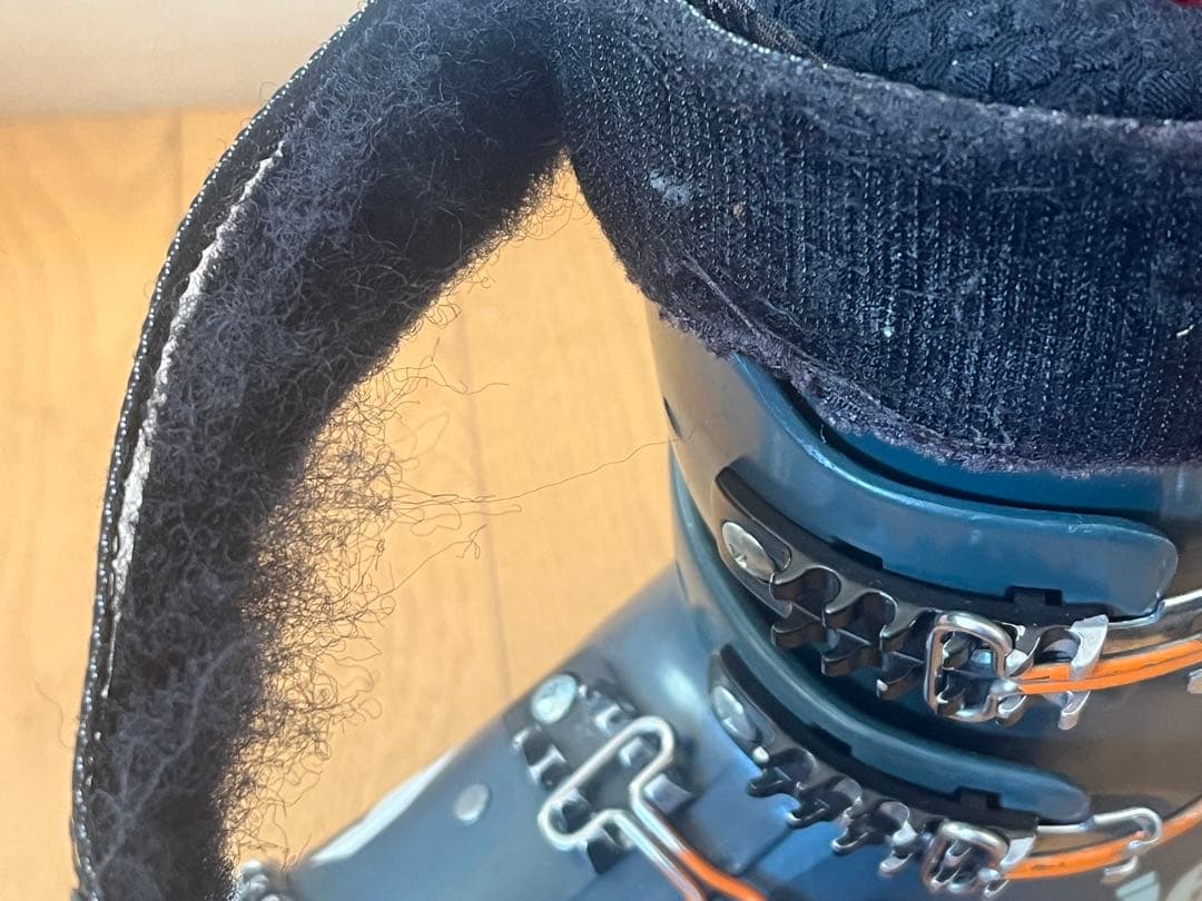 ノルディカ　ストライダー120 スキーブーツ