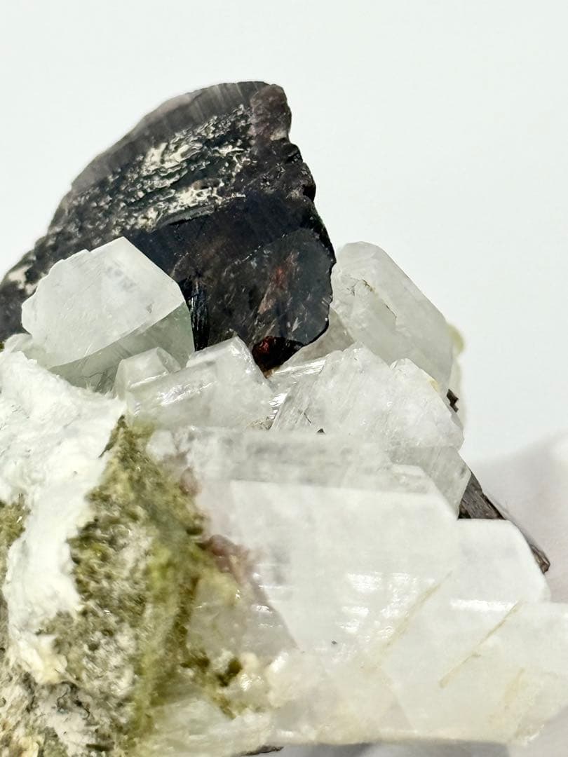 アキシナイト　バライト　斧石　重晶石　原石　鉱物　鉱物標本　水晶　隕石　鉱石