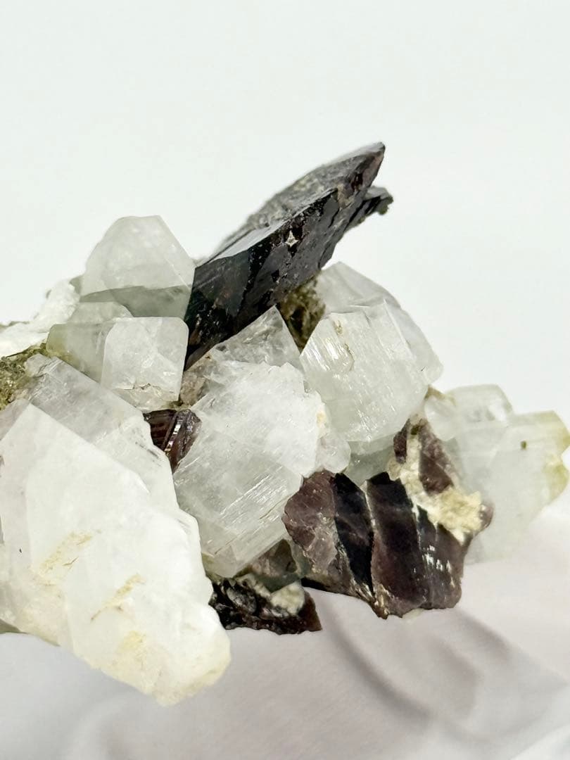 アキシナイト　バライト　斧石　重晶石　原石　鉱物　鉱物標本　水晶　隕石　鉱石