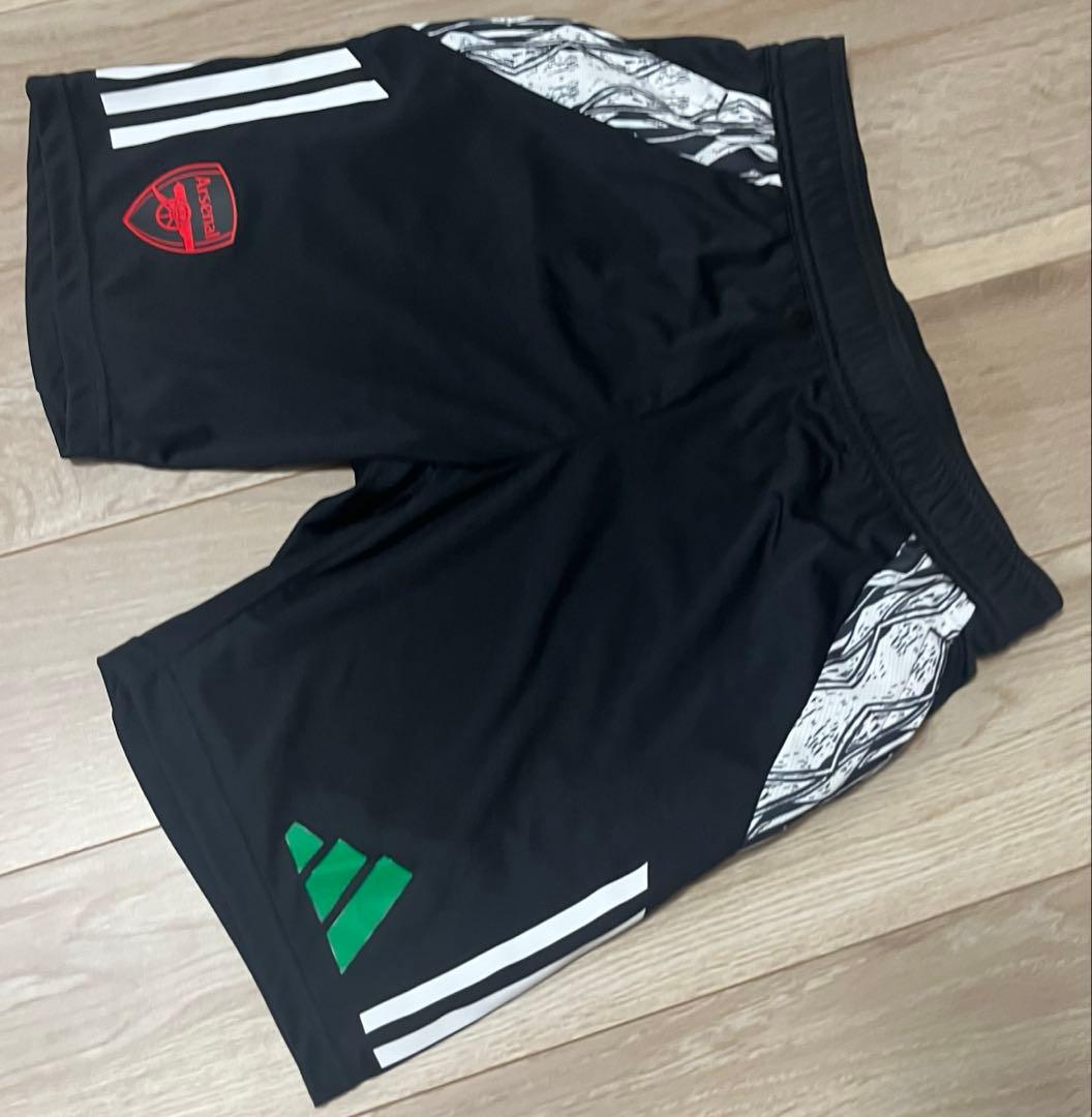 アーセナル　トレーニングショーツ　ショートパンツ　国内M相当　新品