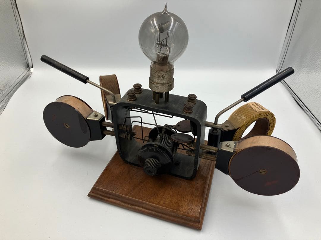 値下げしました！　アンティーク　単球ラジオ　(フランス製)