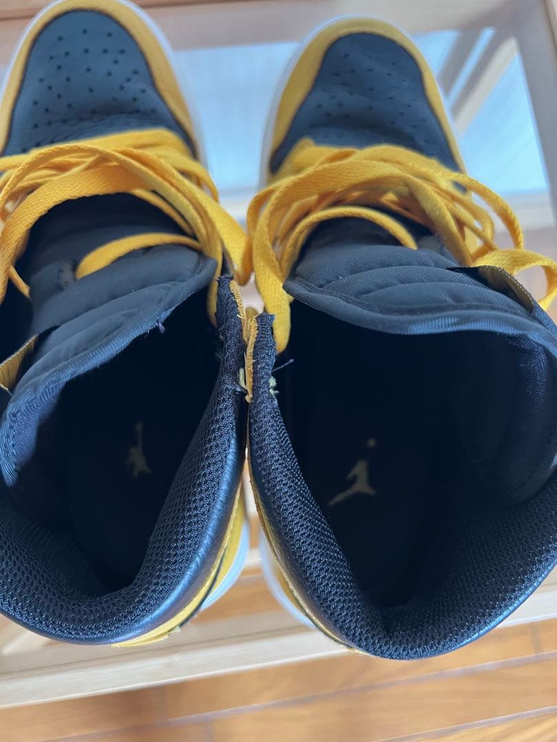 エアジョーダン 1 ゴルフシューズ ハイカット 黒/黄色