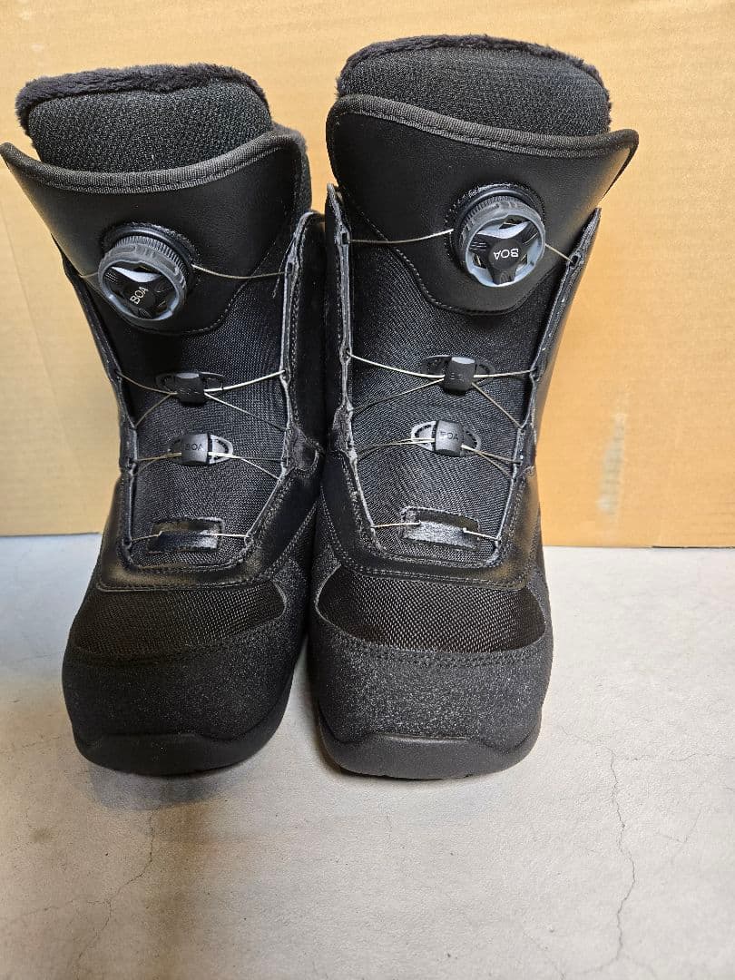 LASTARTS スノーボードブーツ 女性用 ブラック