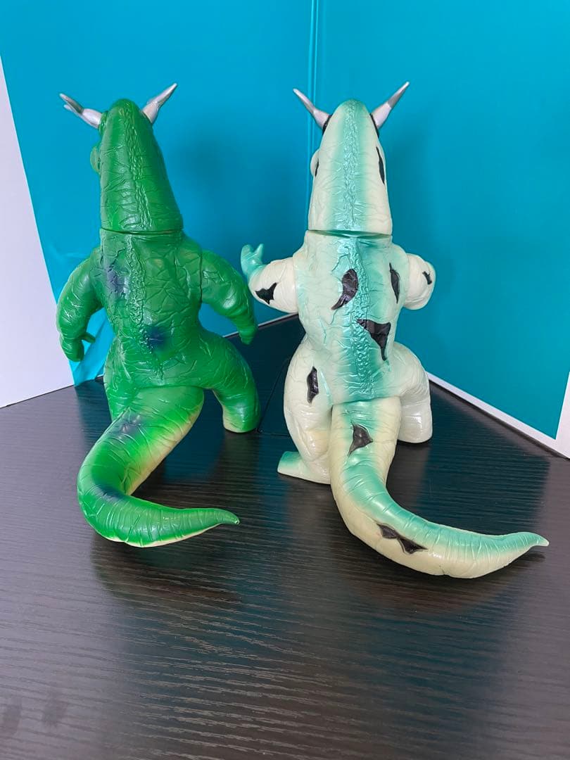 エレキング　2体