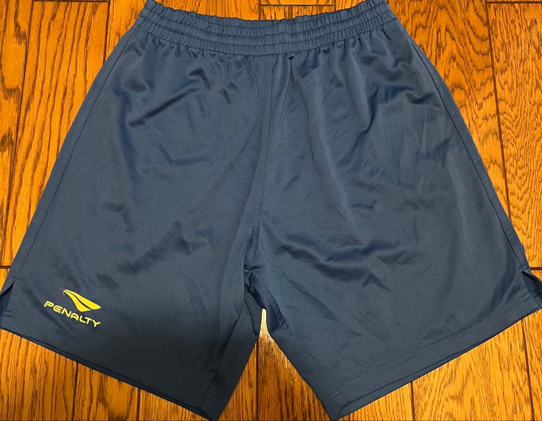 成東高校　サッカー ゲーム用ユニフォーム上下 ストッキング付 PENALTY