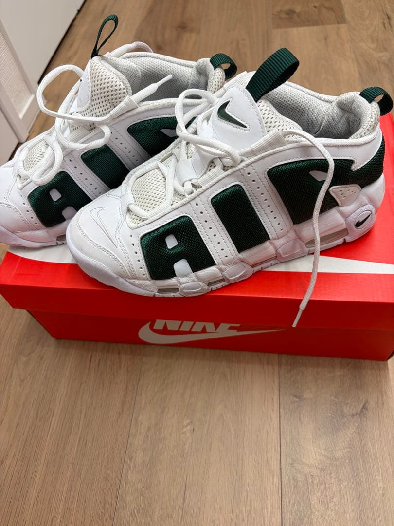 ナイキ エア モア アップテンポ LOW メンズシューズ /ホワイト/グリーン