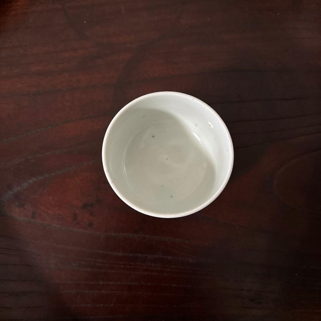 古伊万里　薩摩平佐　白磁ぐい呑み　江戸時代　アンティーク　料治熊太　秦秀雄　李朝