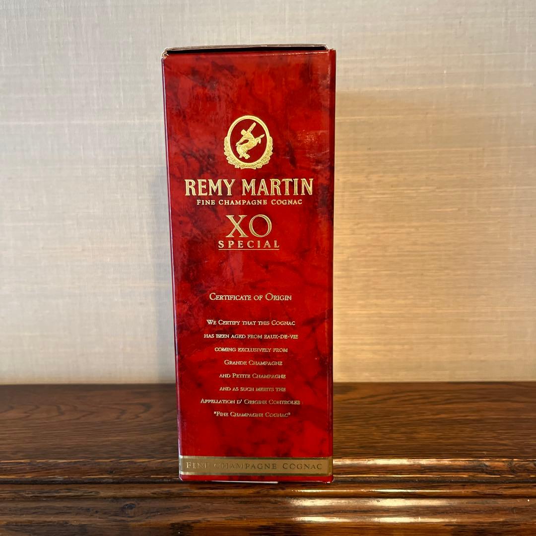 お値下げ【新品】レミーマルタンXO SPECIAL 700ml ブランデー