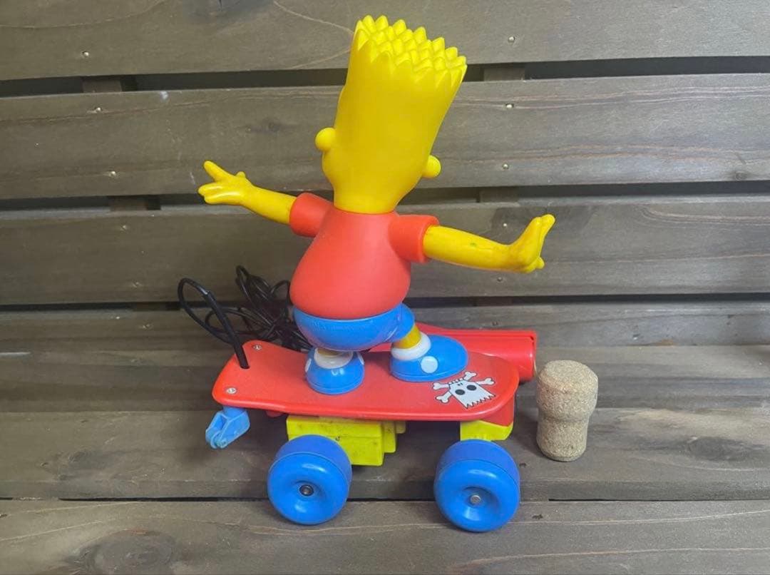 バート・シンプソン スケートボード フィギュア