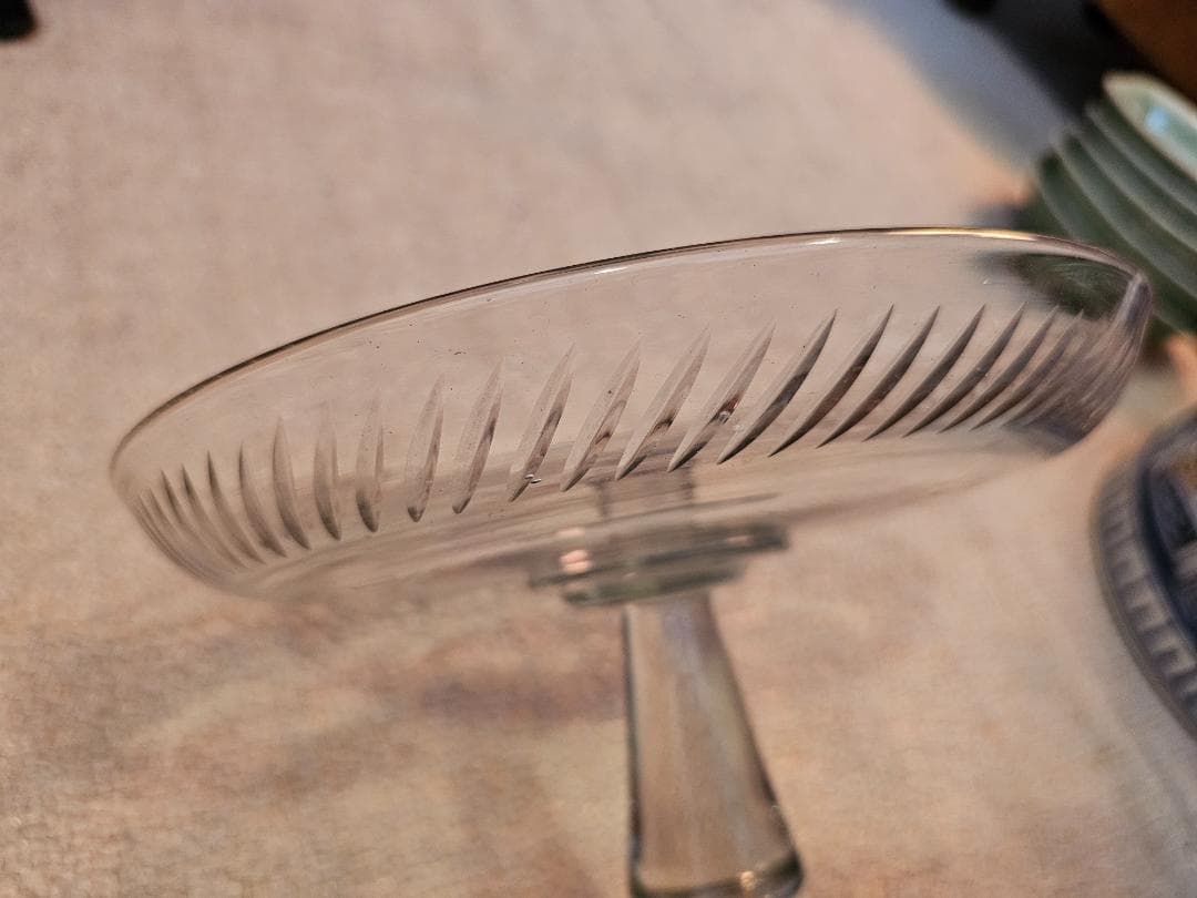 ウランガラス 大正辺りのコンポート皿