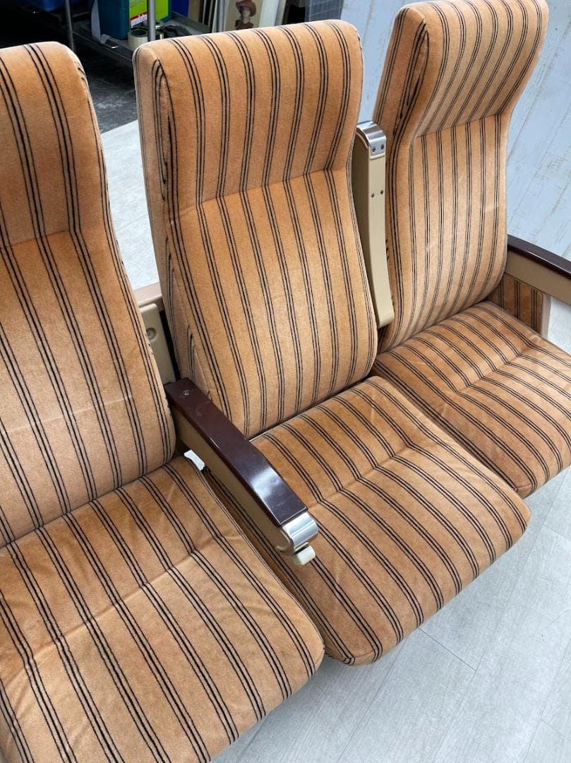 美品　0系新幹線 普通席 3列シート 簡易リクライニング せり出し式 ストライプ
