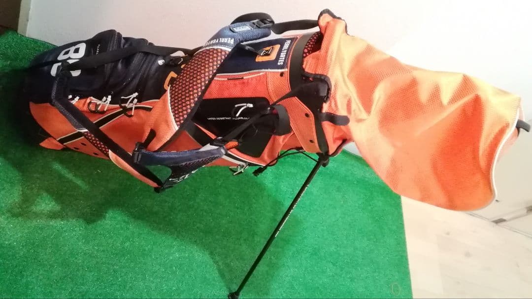 パーリーゲイツ PEARLY GATES キャディバッグ　スタンド