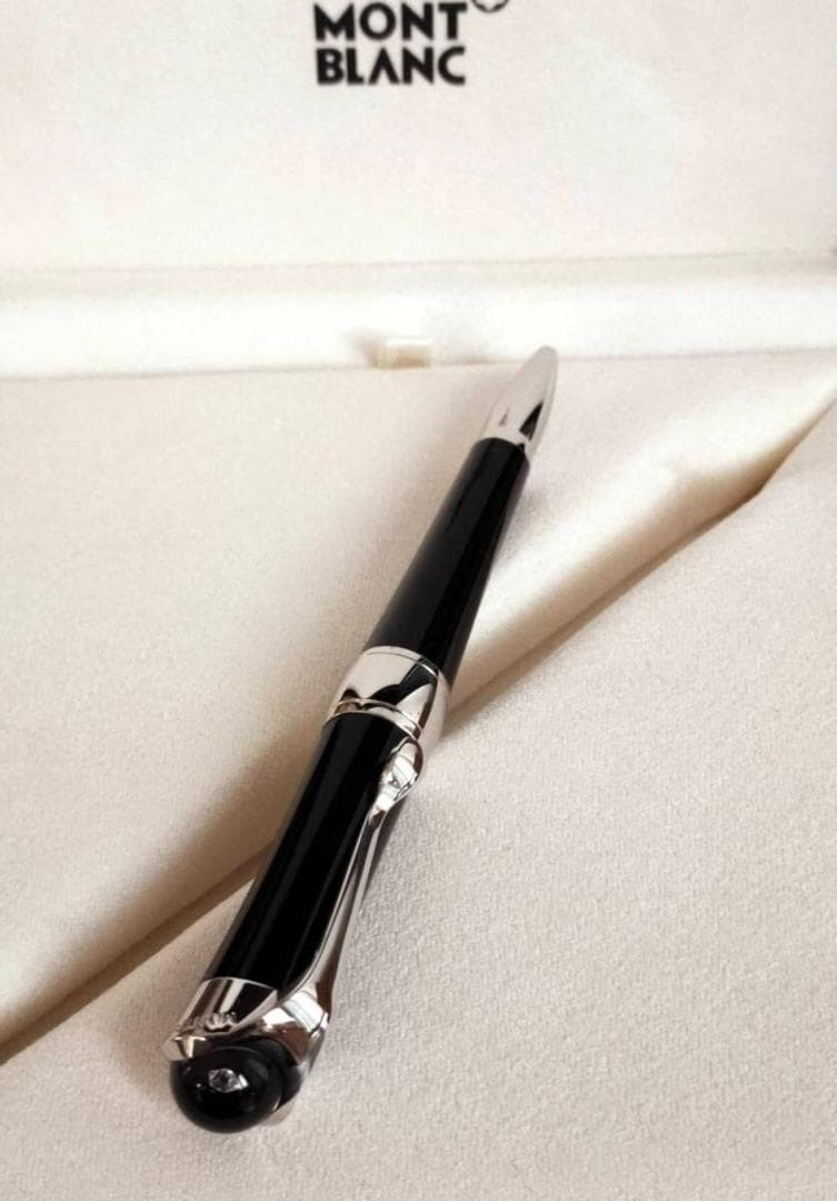 限定品 0.06ダイヤモンド　エトワール　ド　モンブラン プラチナ ボールペン