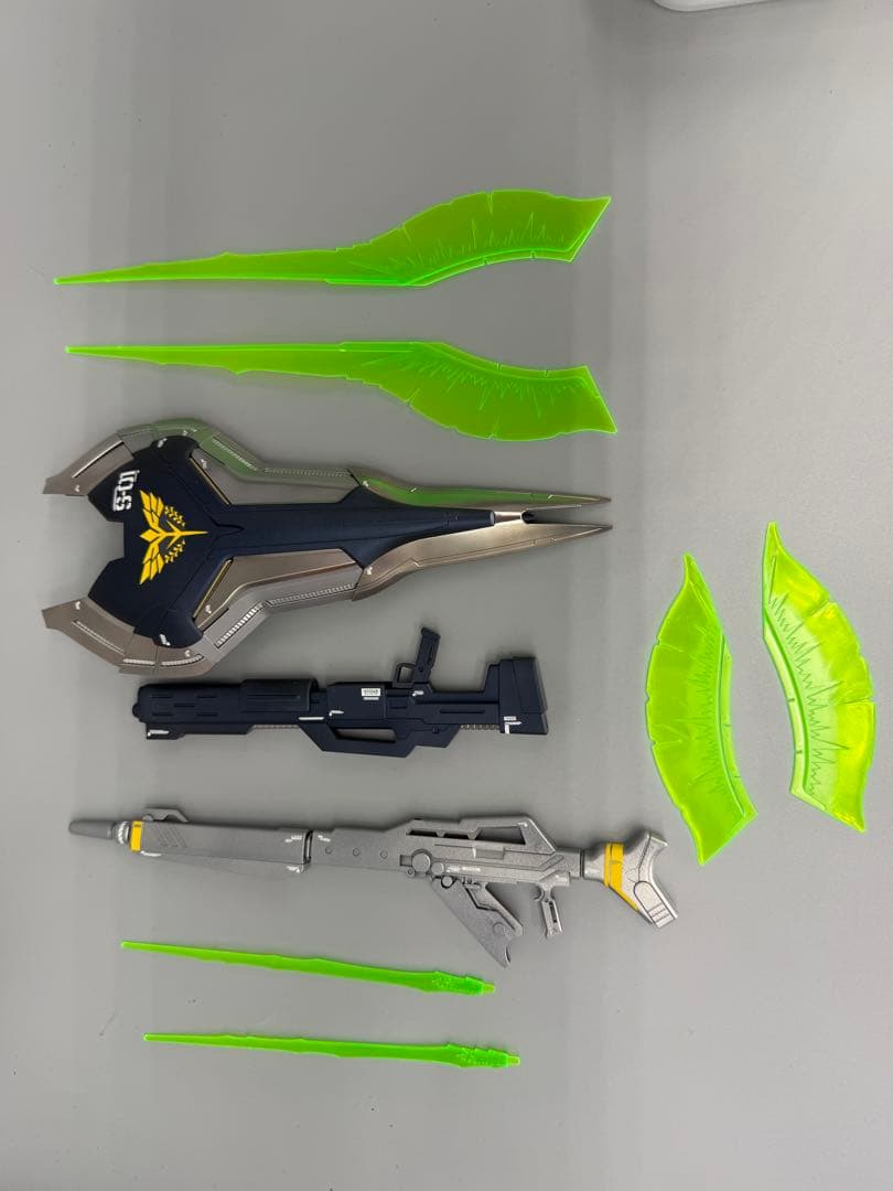 s*a様 ガンプラMG サザビー Ver.Ka 完成品 メタリック塗装仕上げ