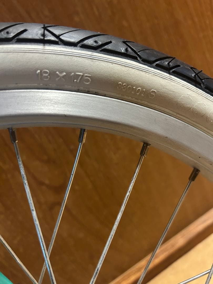 ミヤタ フラミンゴ 競技用一輪車 18×1.75