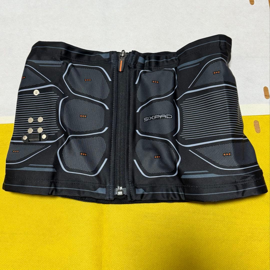 シックスパッド　コアベルト　Mサイズ　未使用品