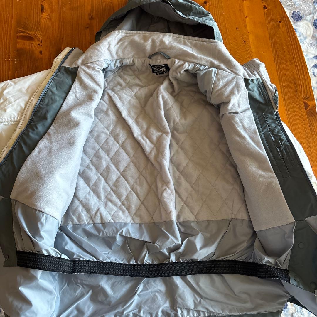 美品　スポーツオーソリティ　フード付きスキー／スノボージャケット 女性用L