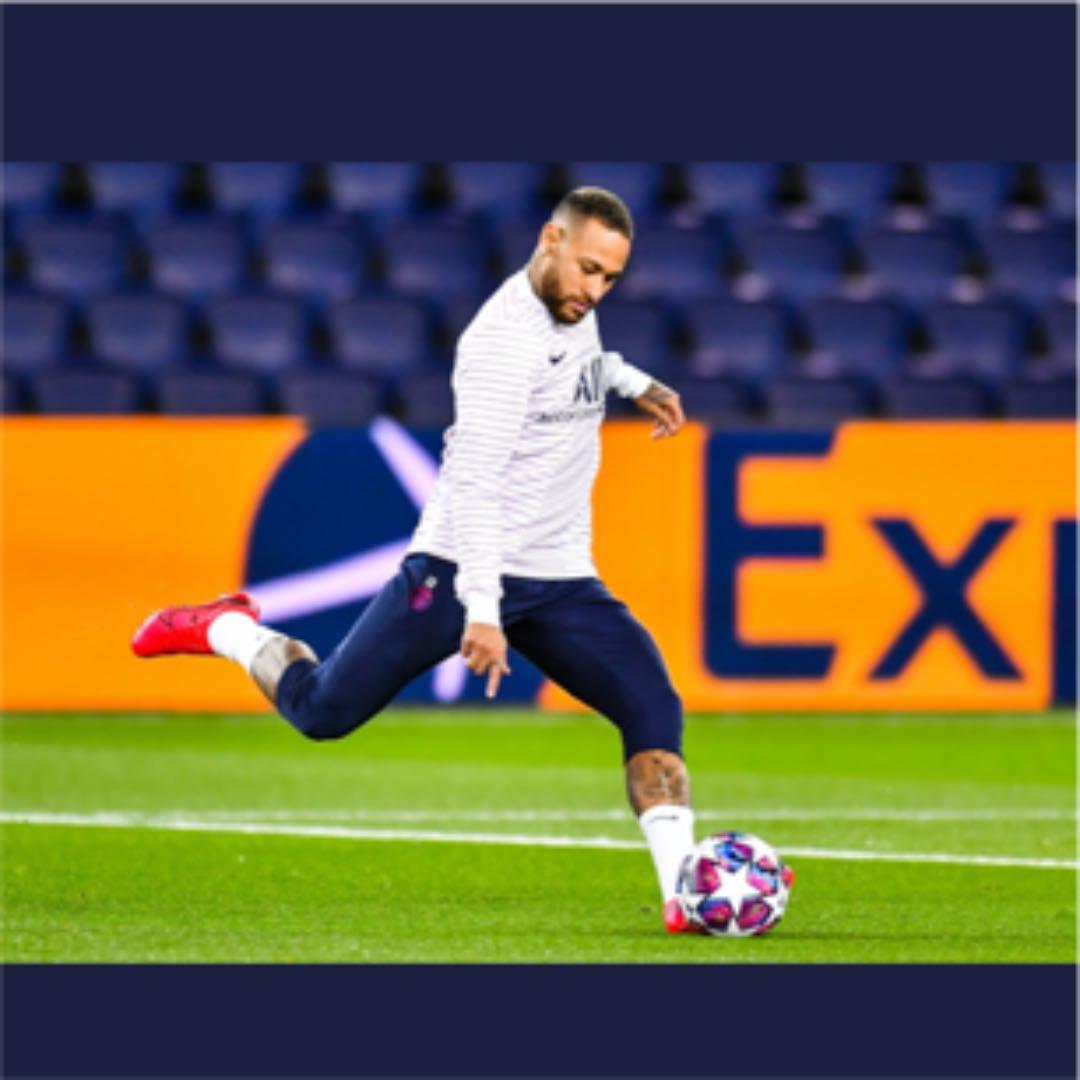 パリサンジェルマン　トレーニング　プレマッチ ユニフォーム