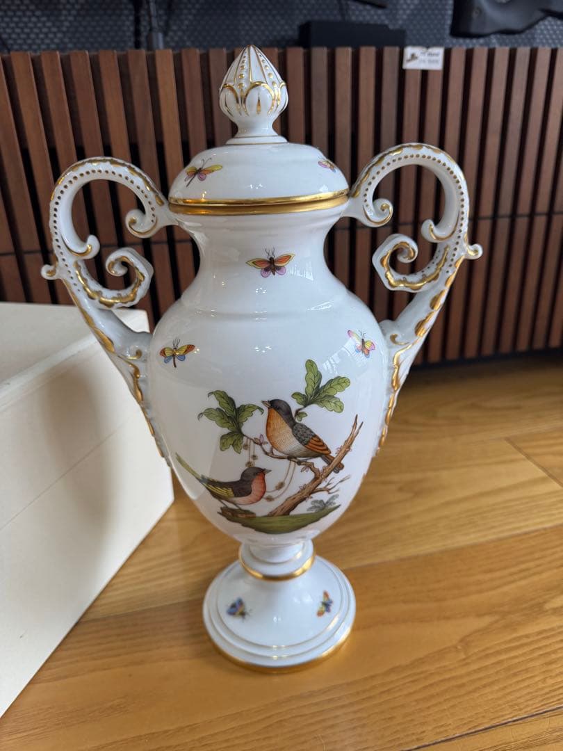 ヘレンド Herend 鳥の絵柄 陶器花瓶