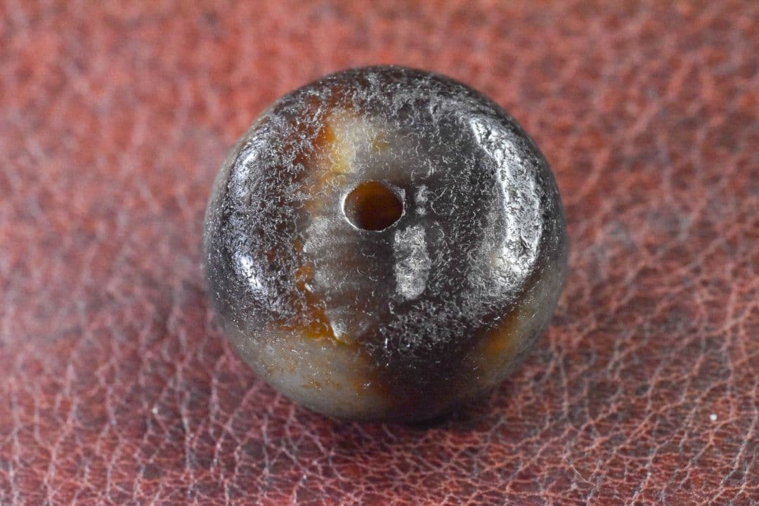 アンティーク金剛四眼天珠 飴色モザイク